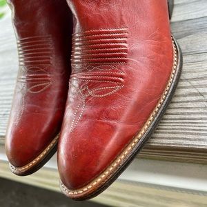 SOLD! Beautiful Laramie Oxblood Boots Mens size 8-D